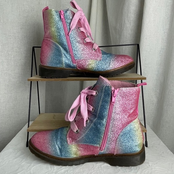 Natural Steps “Elsie” Pastel Glitter Rainbow Combat Boots - Picture 3 of 11